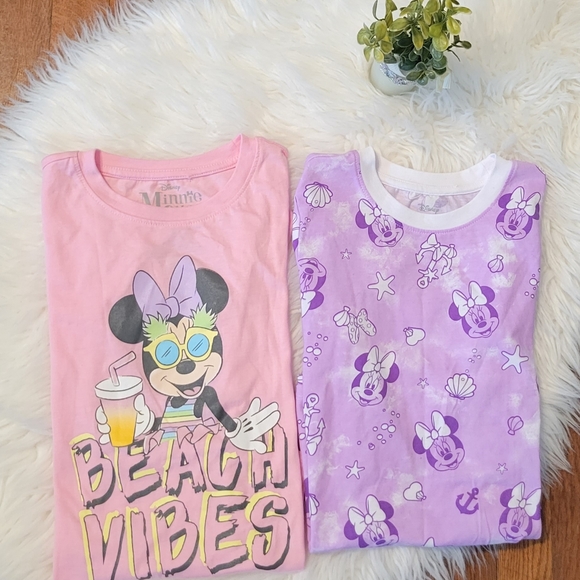 Minnie Mouse Girls Graphic T- Shirts 2 Pack Size L (10/12) - Picture 7 of 10
